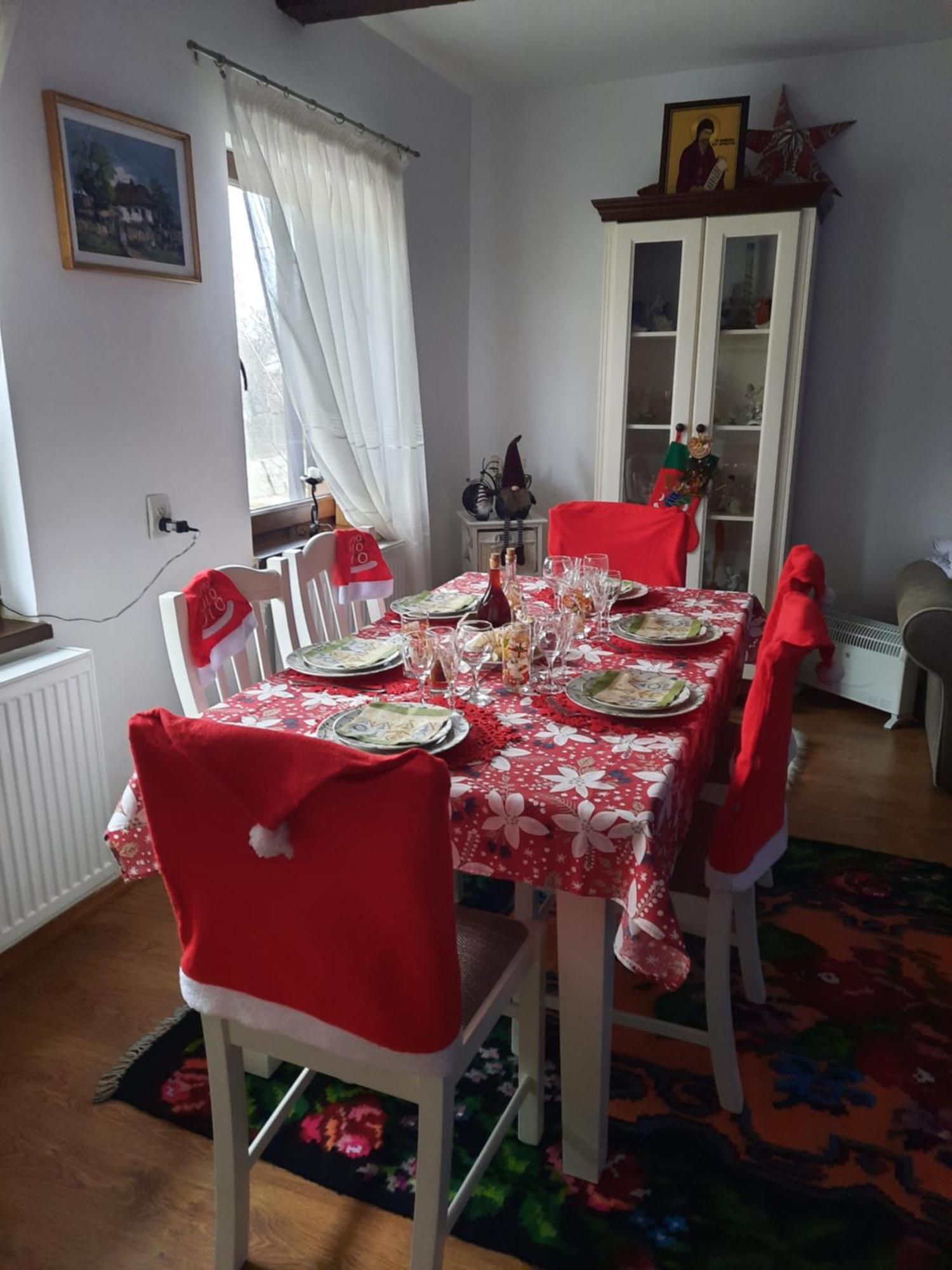 Villa Casa Bunicilor à Ciprian Porumbescu Extérieur photo